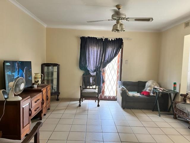 To Let 3 Bedroom Property for Rent in Sea View KwaZulu-Natal