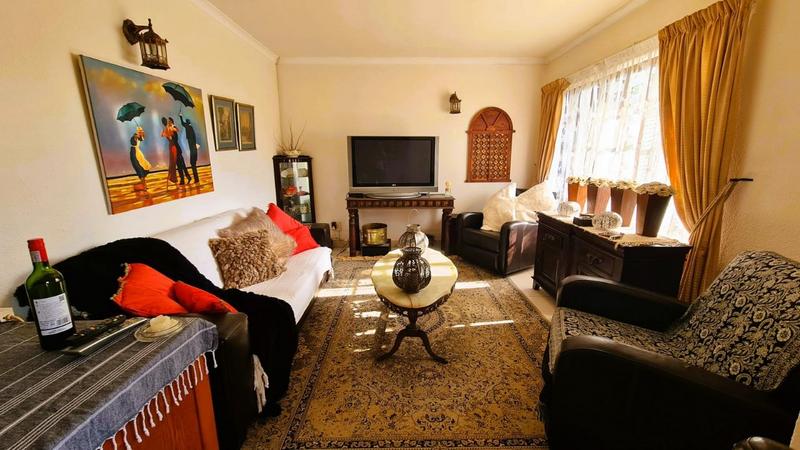 1 Bedroom Property for Sale in Port Edward KwaZulu-Natal