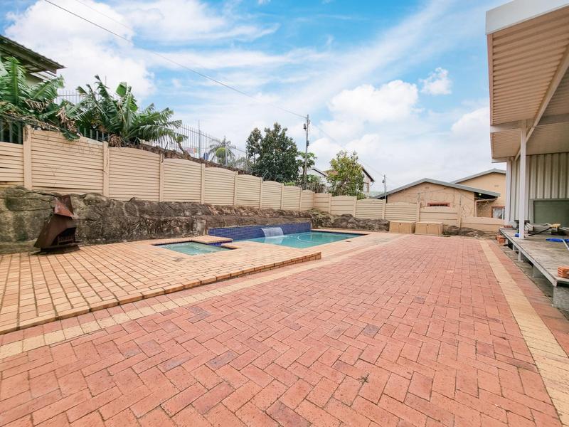 5 Bedroom Property for Sale in Reservoir Hills KwaZulu-Natal