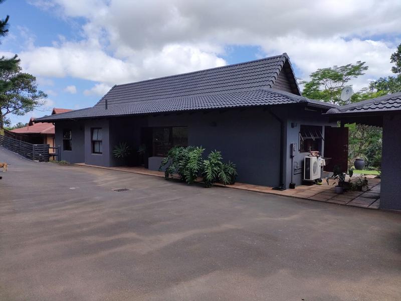 3 Bedroom Property for Sale in Dawncrest KwaZulu-Natal