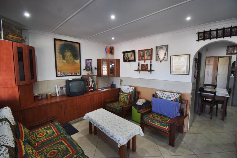 5 Bedroom Property for Sale in Newlands West KwaZulu-Natal