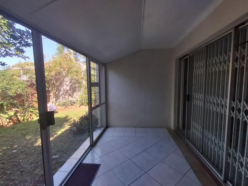 To Let 3 Bedroom Property for Rent in Umhlanga Rocks KwaZulu-Natal