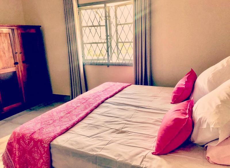 To Let 4 Bedroom Property for Rent in Umtentweni KwaZulu-Natal