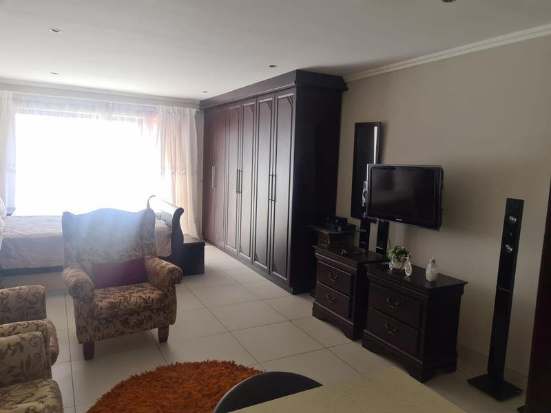 To Let 1 Bedroom Property for Rent in Umhlanga Ridge KwaZulu-Natal