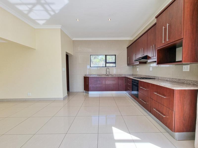 To Let 3 Bedroom Property for Rent in Palm Lakes Estate KwaZulu-Natal