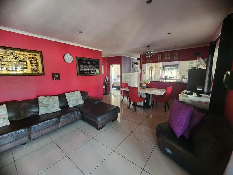 2 Bedroom Property for Sale in Sea View KwaZulu-Natal