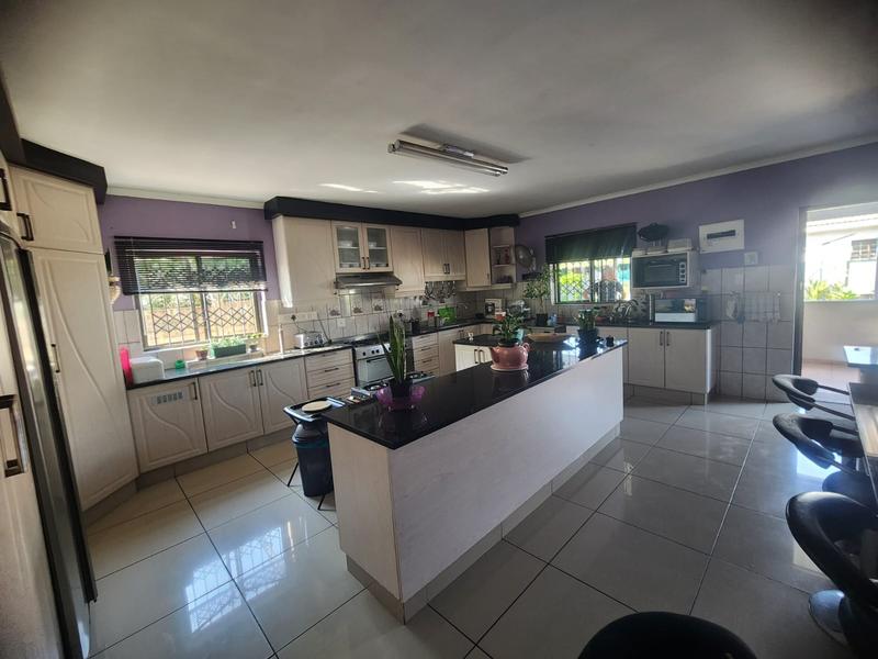 2 Bedroom Property for Sale in Sea View KwaZulu-Natal