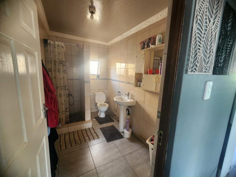 2 Bedroom Property for Sale in Sea View KwaZulu-Natal