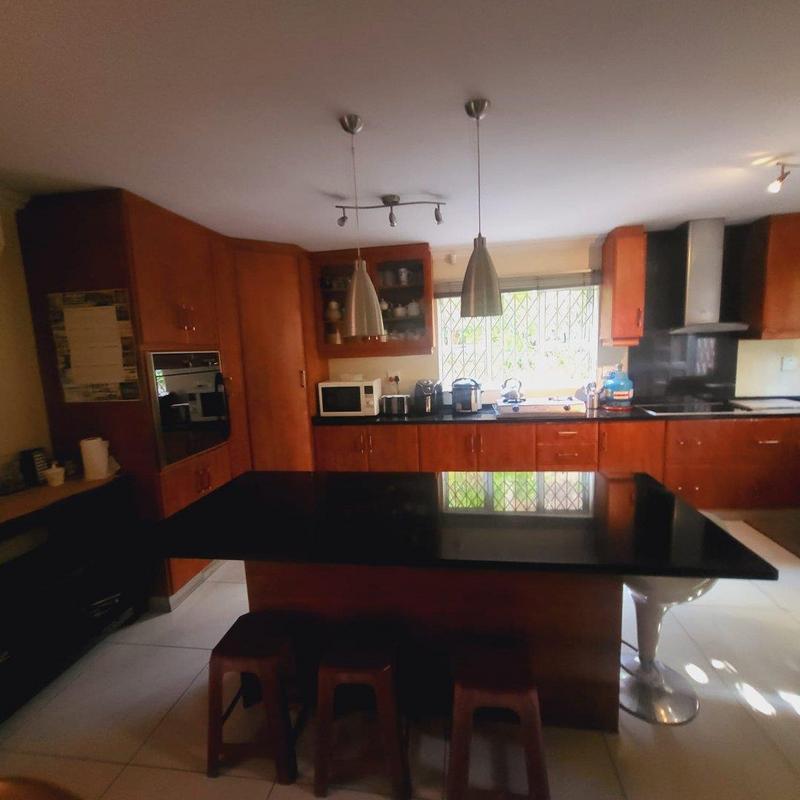 4 Bedroom Property for Sale in Havenside KwaZulu-Natal