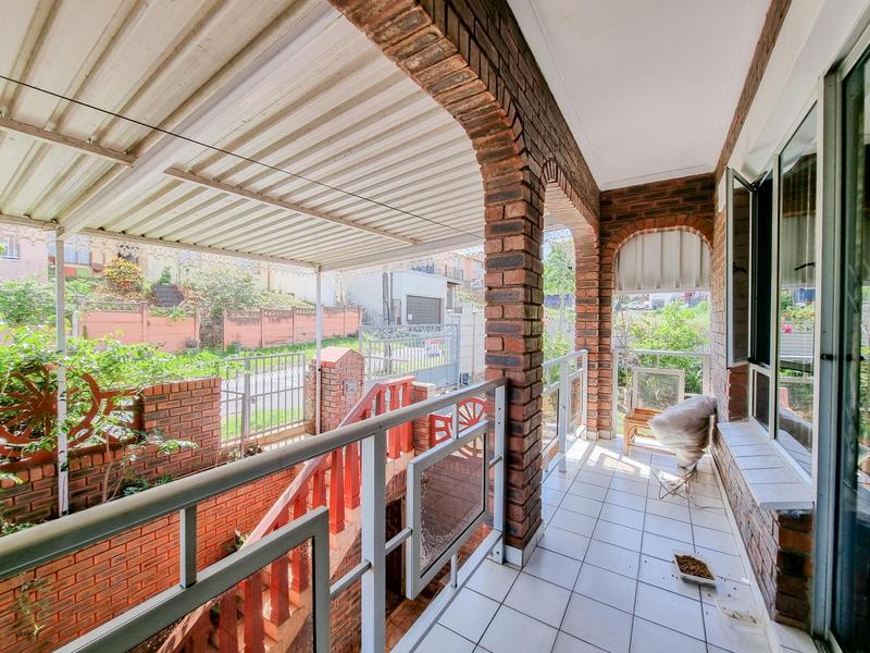 4 Bedroom Property for Sale in Lenham KwaZulu-Natal