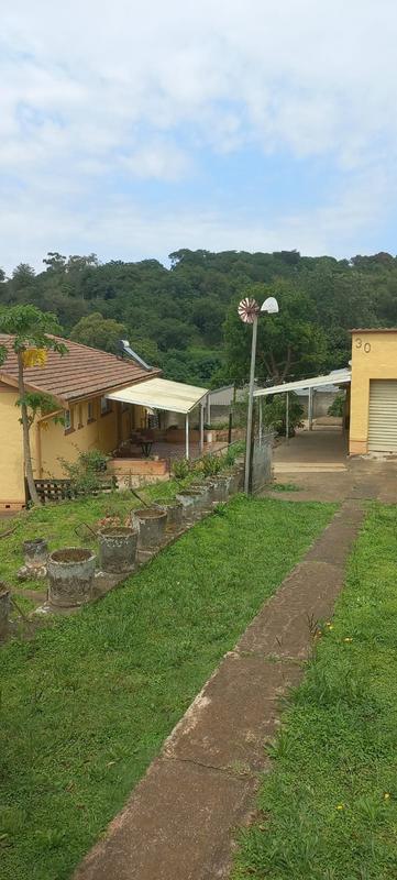 4 Bedroom Property for Sale in Mount Vernon KwaZulu-Natal