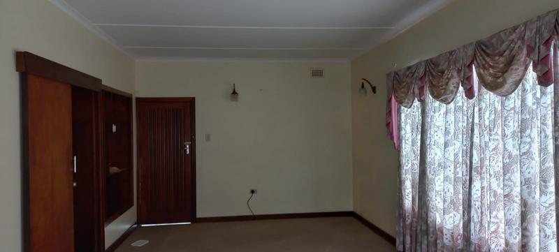 4 Bedroom Property for Sale in Mount Vernon KwaZulu-Natal