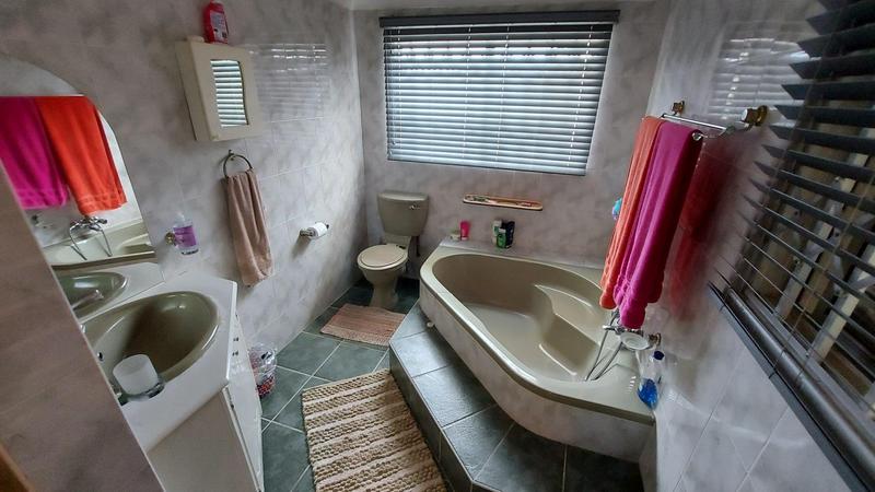 3 Bedroom Property for Sale in Widenham KwaZulu-Natal