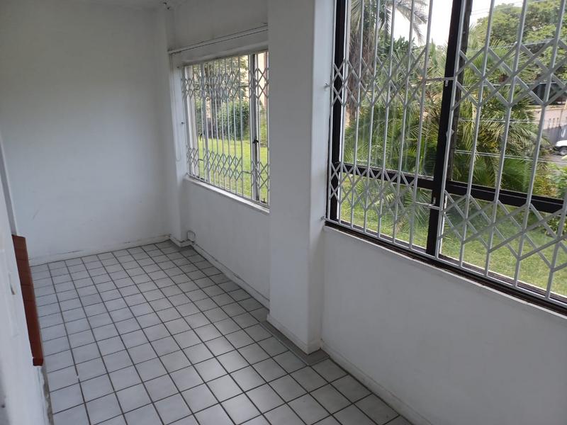 2 Bedroom Property for Sale in Pinetown KwaZulu-Natal