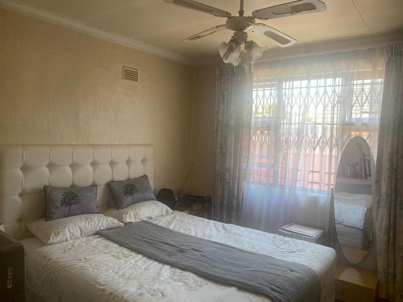 3 Bedroom Property for Sale in Kwamashu KwaZulu-Natal