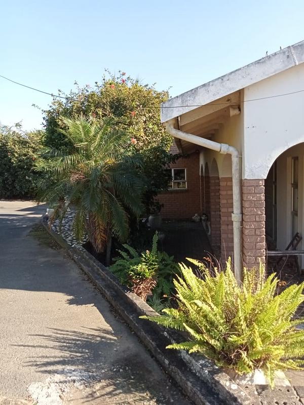 5 Bedroom Property for Sale in Clare Estate KwaZulu-Natal