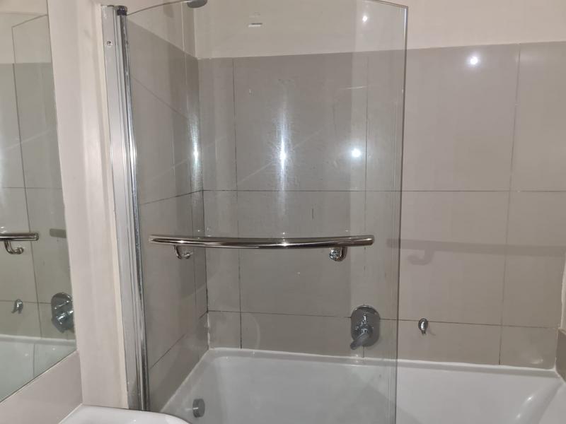 To Let 1 Bedroom Property for Rent in Umhlanga Ridge KwaZulu-Natal