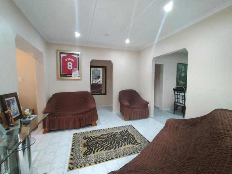 3 Bedroom Property for Sale in Centenary Park KwaZulu-Natal