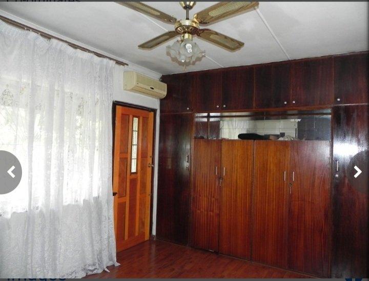 5 Bedroom Property for Sale in Lotusville KwaZulu-Natal