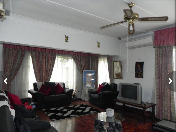 5 Bedroom Property for Sale in Lotusville KwaZulu-Natal
