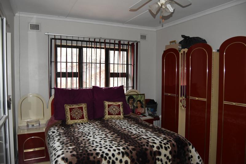 3 Bedroom Property for Sale in Umzinto KwaZulu-Natal