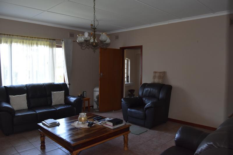 4 Bedroom Property for Sale in Umzinto KwaZulu-Natal