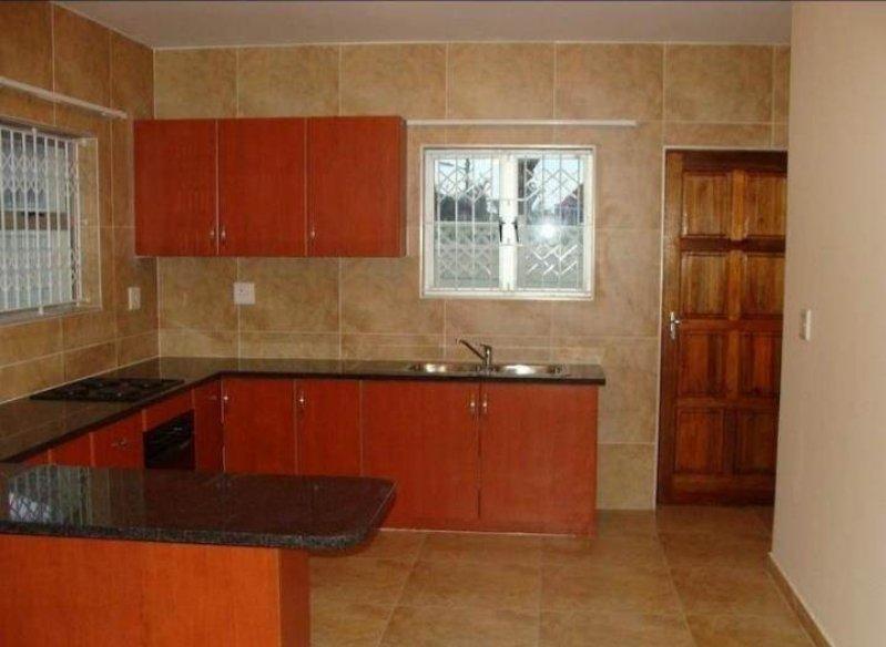 8 Bedroom Property for Sale in Bulwer KwaZulu-Natal