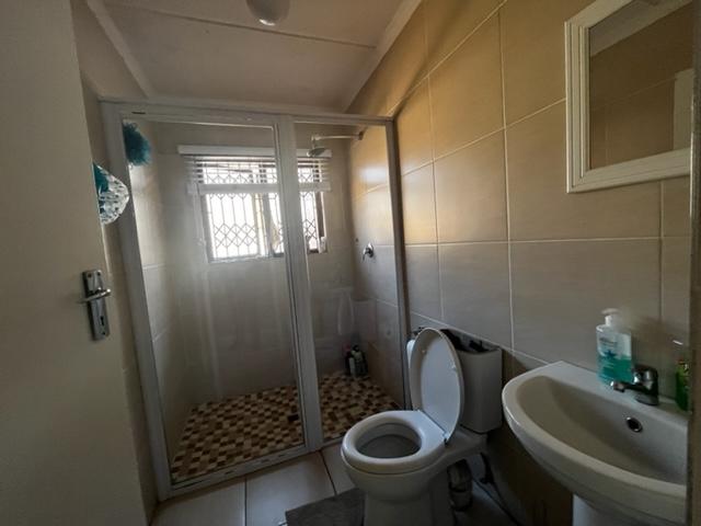 3 Bedroom Property for Sale in Montclair KwaZulu-Natal