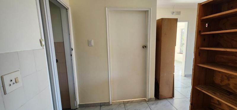 2 Bedroom Property for Sale in Umkomaas KwaZulu-Natal