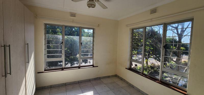 2 Bedroom Property for Sale in Umkomaas KwaZulu-Natal