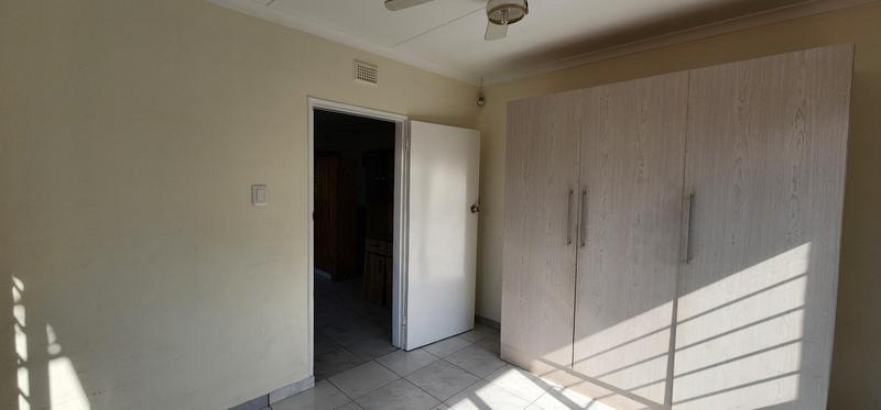 2 Bedroom Property for Sale in Umkomaas KwaZulu-Natal