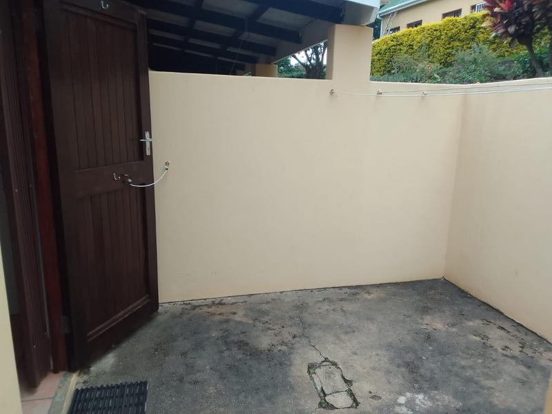 3 Bedroom Property for Sale in Umtentweni KwaZulu-Natal