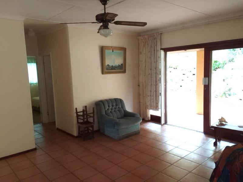 3 Bedroom Property for Sale in Umtentweni KwaZulu-Natal