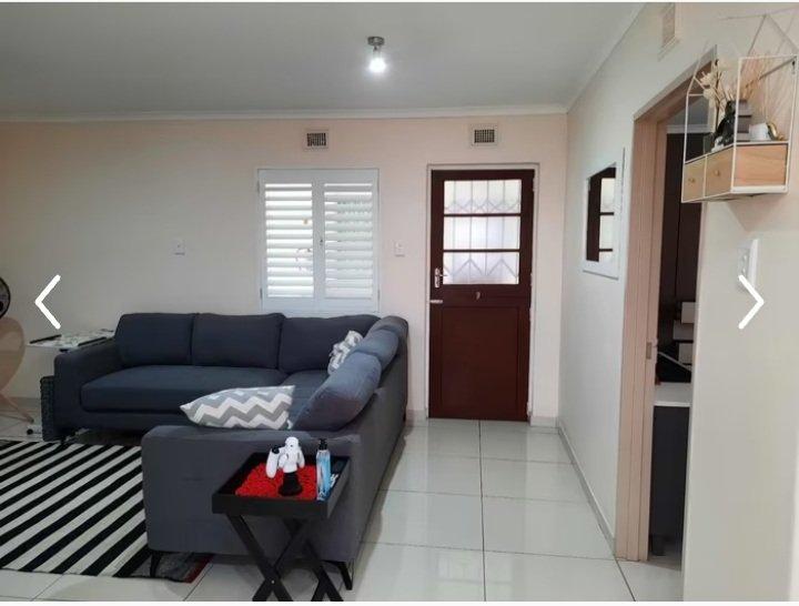 2 Bedroom Property for Sale in Brindhaven KwaZulu-Natal