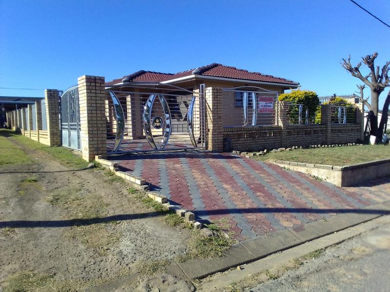 4 Bedroom Property for Sale in Ulundi KwaZulu-Natal