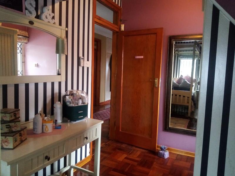 5 Bedroom Property for Sale in Glenwood KwaZulu-Natal