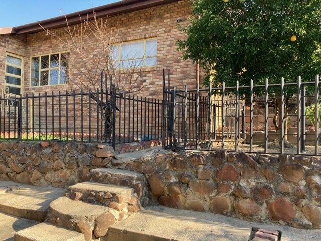 5 Bedroom Property for Sale in Rose Park KwaZulu-Natal