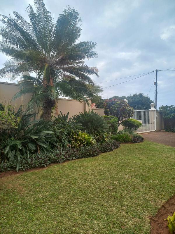 5 Bedroom Property for Sale in Umkomaas KwaZulu-Natal