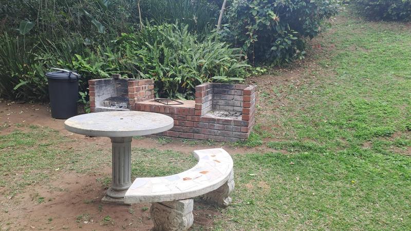 2 Bedroom Property for Sale in Winklespruit KwaZulu-Natal