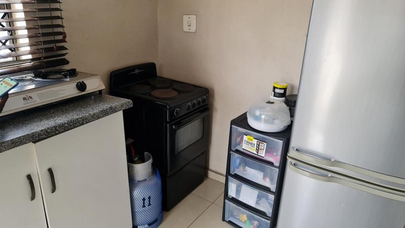 2 Bedroom Property for Sale in Ntuzuma KwaZulu-Natal