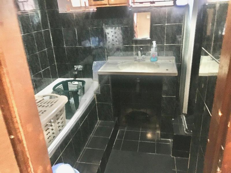 6 Bedroom Property for Sale in Lotus Park KwaZulu-Natal