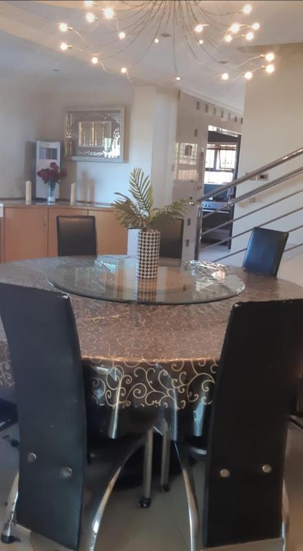 To Let 6 Bedroom Property for Rent in Sherwood KwaZulu-Natal