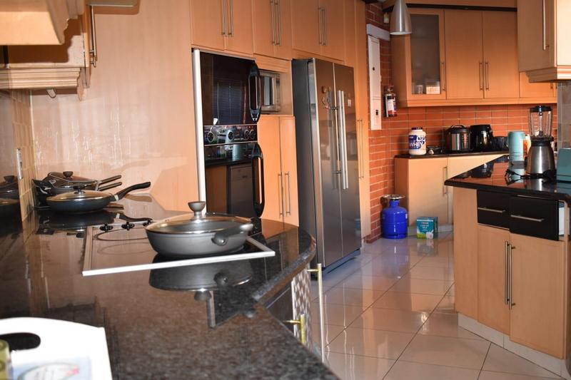 To Let 4 Bedroom Property for Rent in Grayleigh KwaZulu-Natal