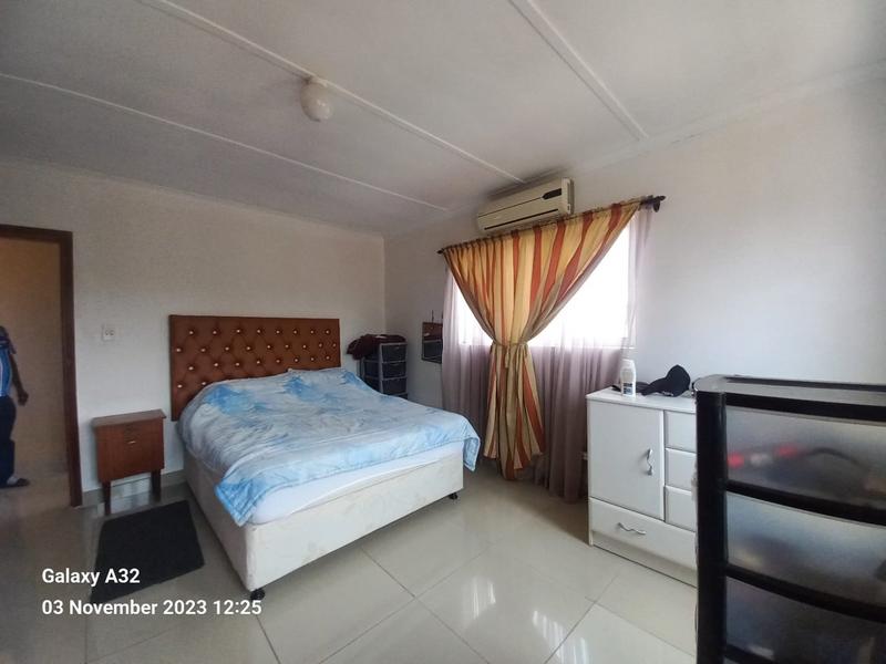 4 Bedroom Property for Sale in Woodview KwaZulu-Natal