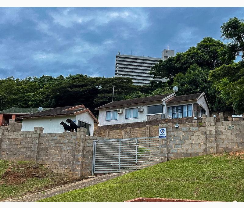 3 Bedroom Property for Sale in Amanzimtoti KwaZulu-Natal