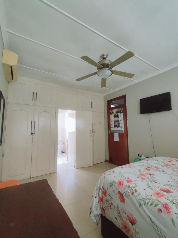 4 Bedroom Property for Sale in Yellowwood Park KwaZulu-Natal