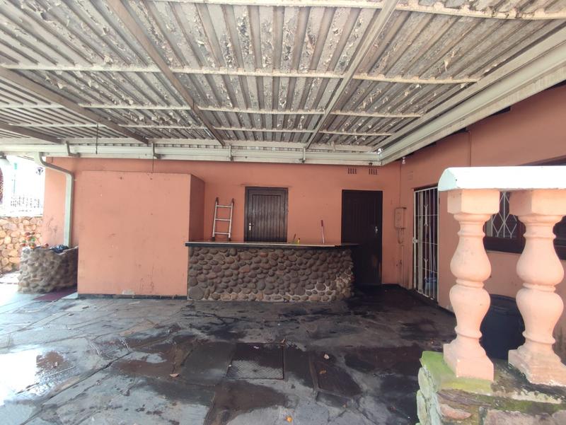 4 Bedroom Property for Sale in Yellowwood Park KwaZulu-Natal