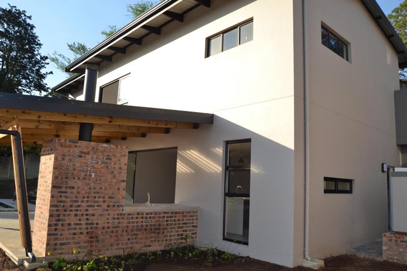 3 Bedroom Property for Sale in Kloof KwaZulu-Natal