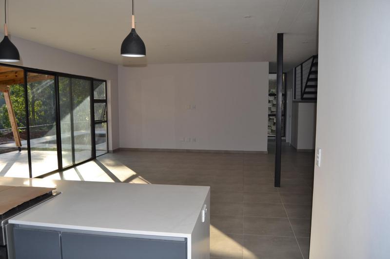 3 Bedroom Property for Sale in Kloof KwaZulu-Natal