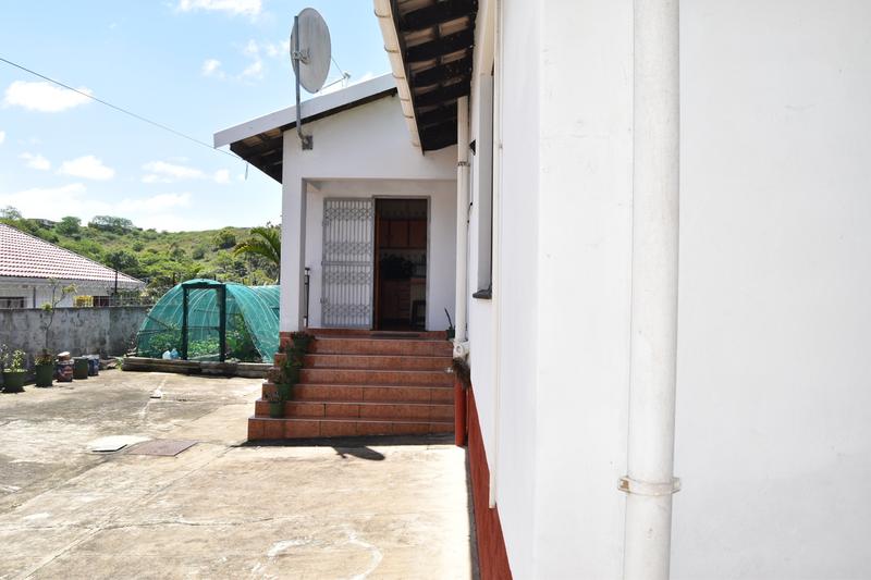 3 Bedroom Property for Sale in Umzinto KwaZulu-Natal